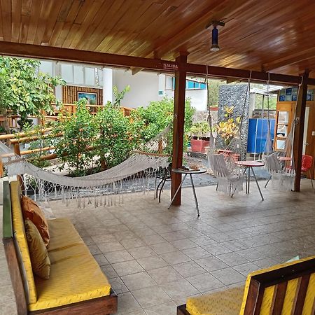 Isla Azul Otel Puerto Ayora  Dış mekan fotoğraf