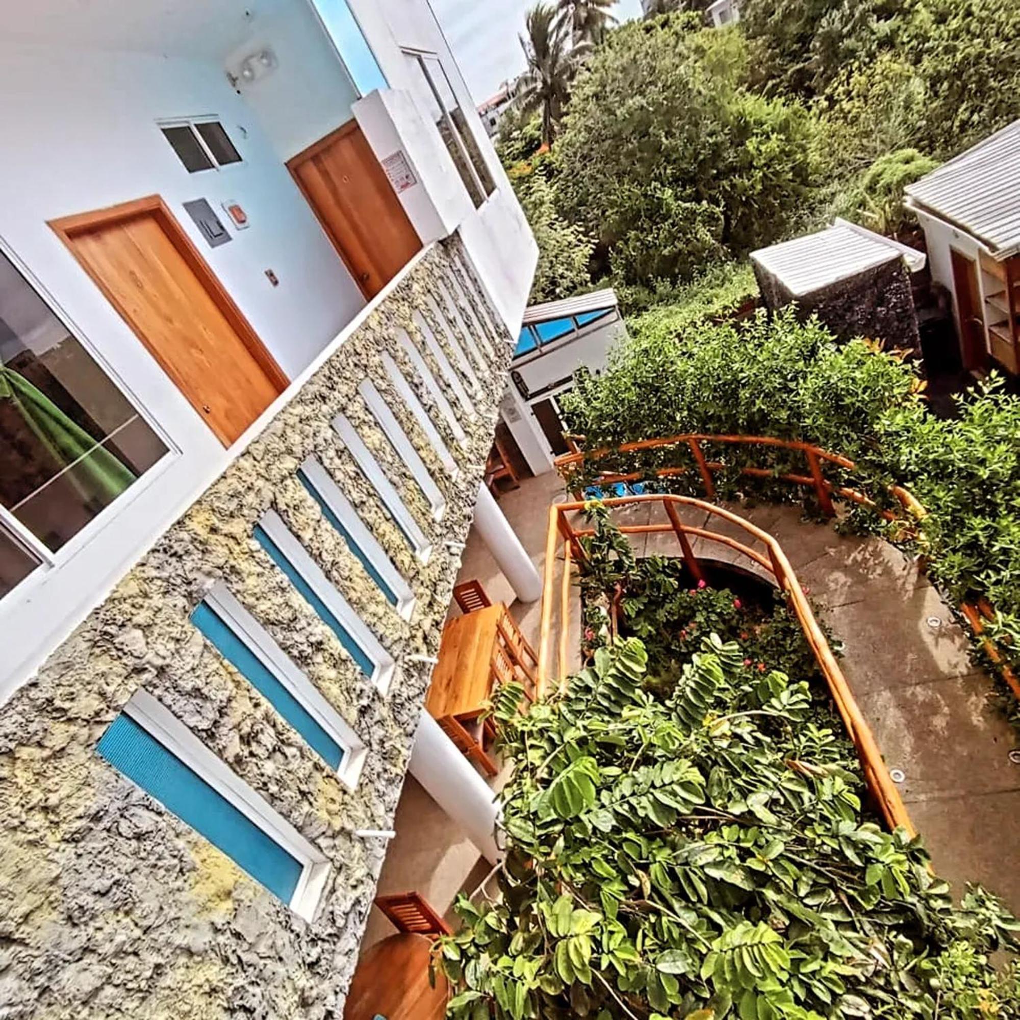Isla Azul Otel Puerto Ayora  Dış mekan fotoğraf