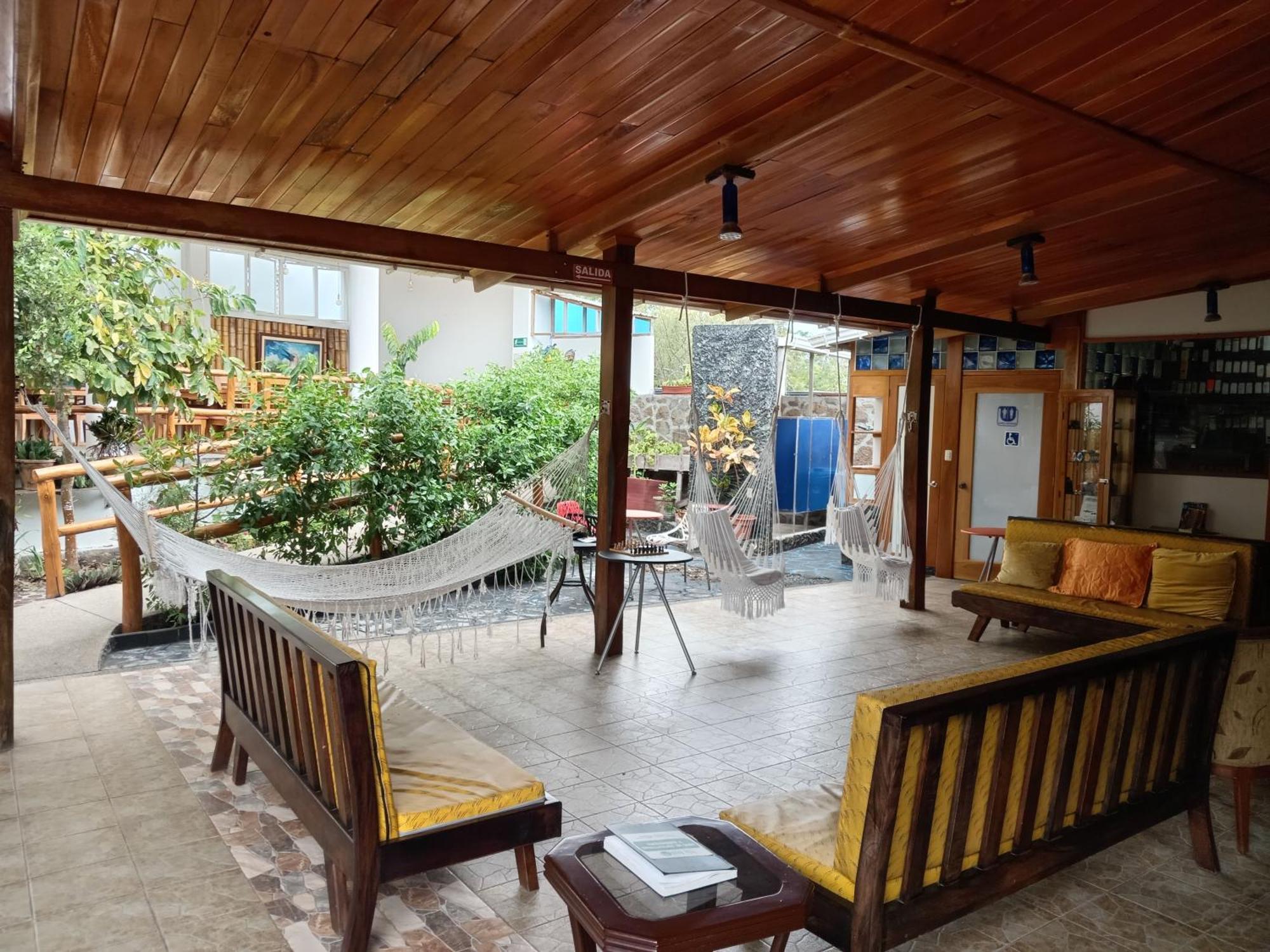 Isla Azul Otel Puerto Ayora  Dış mekan fotoğraf