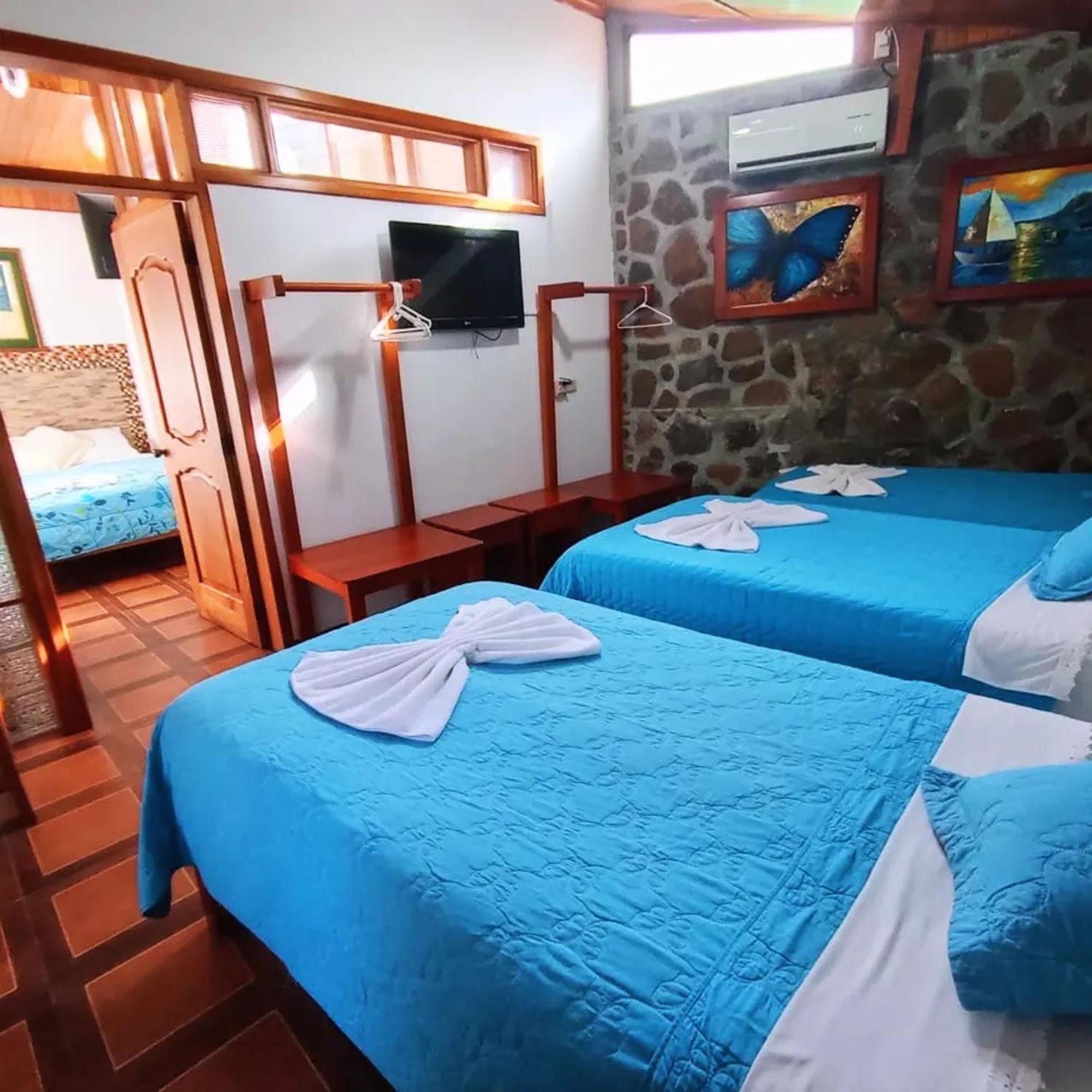 Isla Azul Otel Puerto Ayora  Dış mekan fotoğraf